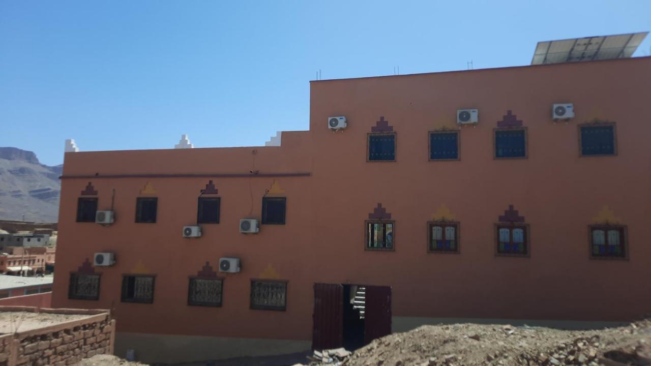Dar Ilyana Hotell Ait Tiourhza Eksteriør bilde