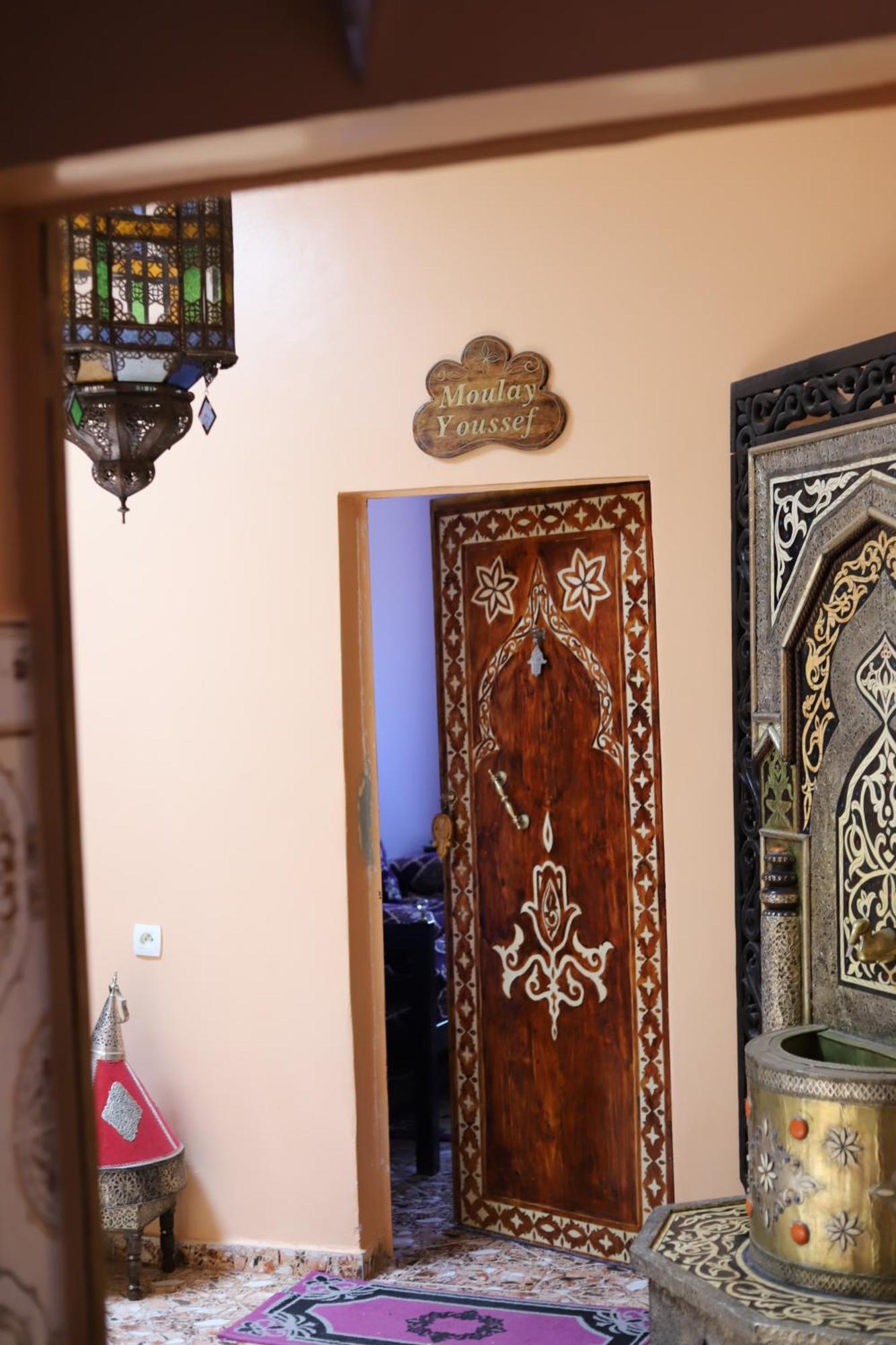 Dar Ilyana Hotell Ait Tiourhza Eksteriør bilde